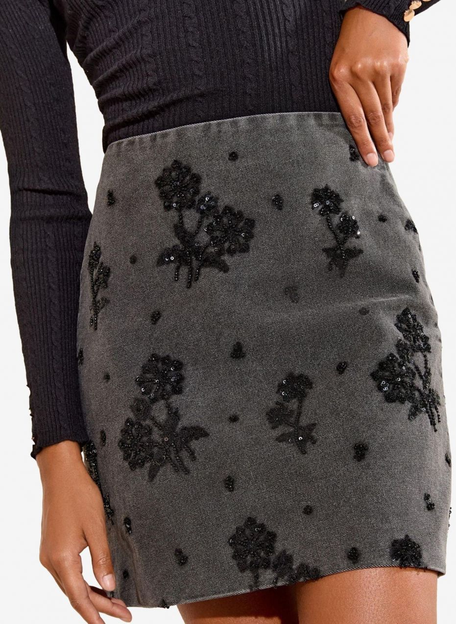 Friends Like These Sukňa  čierna