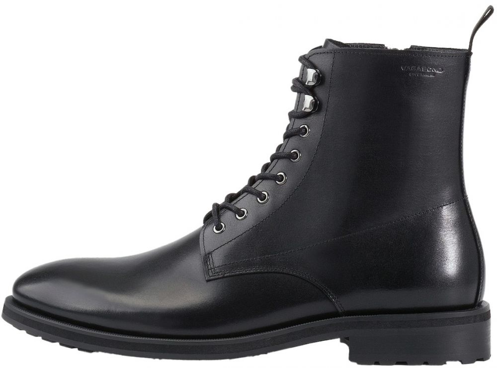 VAGABOND SHOEMAKERS Šnurovacie čižmy 'Brian'  čierna