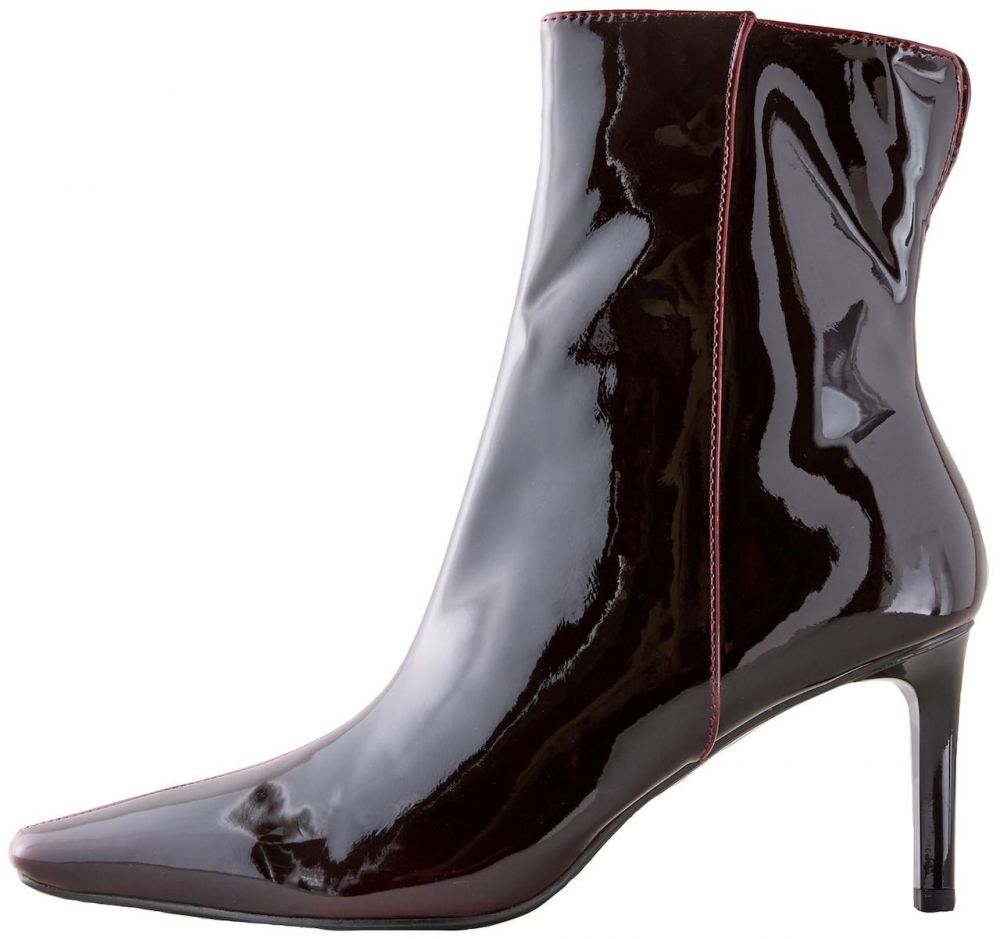 Next Členkové čižmy  burgundská