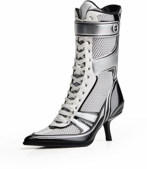 Bershka Šnurovacie členkové čižmy  čierna / strieborná / biela