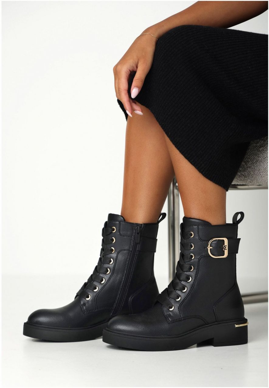 MEXX Šnurovacie členkové čižmy  čierna