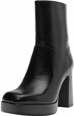 Pull&Bear Členkové čižmy  čierna