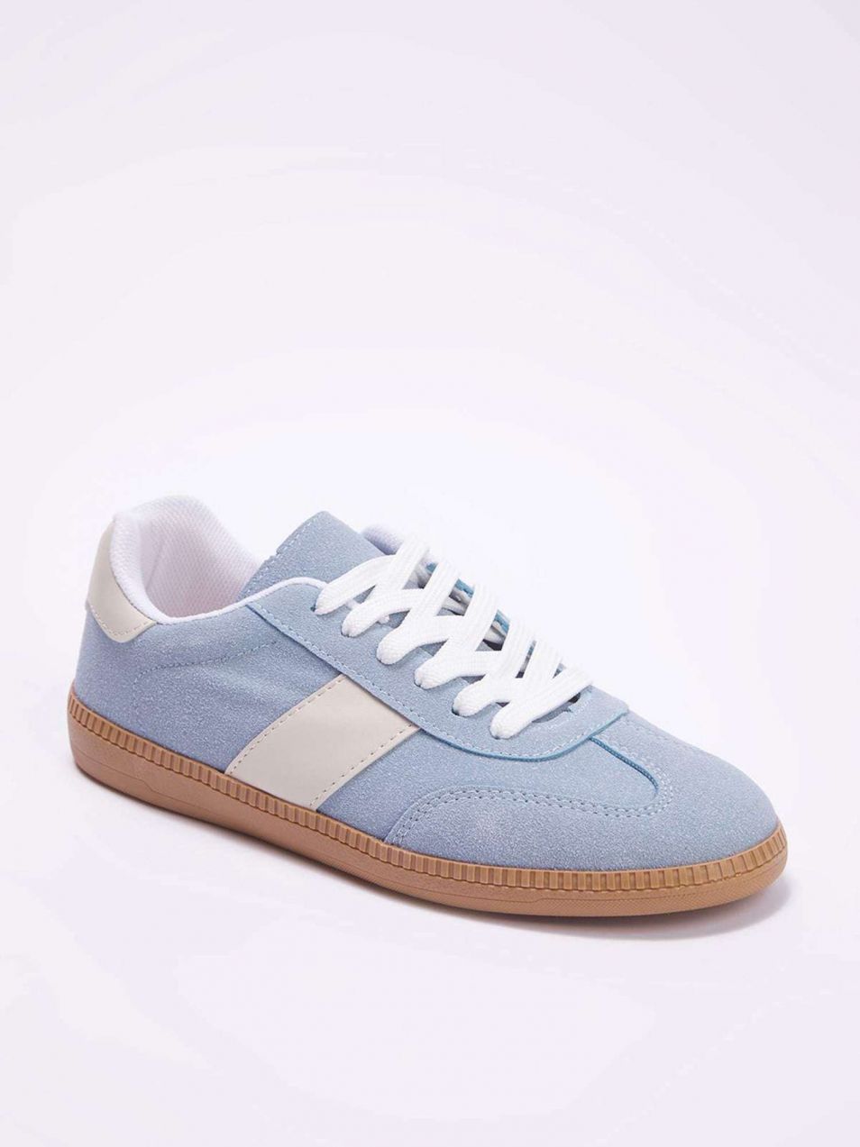 Trendyol Nízke tenisky  svetlomodrá / biela