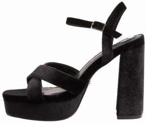 Lipsy Remienkové sandále  čierna