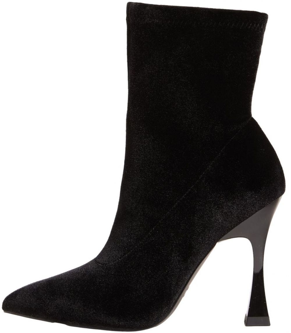 Lipsy Členkové čižmy  čierna