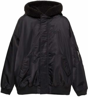 Pull&Bear Prechodná bunda  čierna