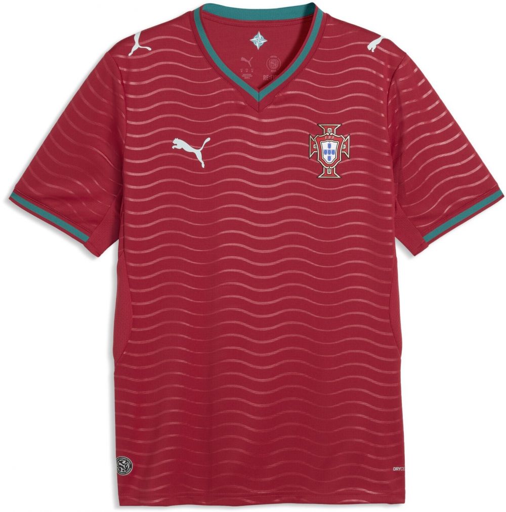 PUMA Dres 'Portugal 2026'  smaragdová / ohnivo červená / biela