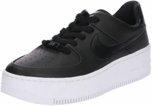 Nike Sportswear Nízke tenisky  biela / čierna