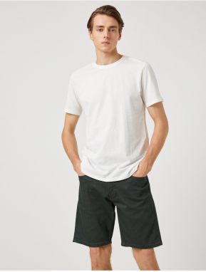 Tričko Koton Basic. Slim Fit Crew krk bavlna s krátkym rukávom.