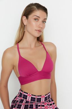 Trendyol Fuchsia Triangle Push Up textúrovaný top bikín