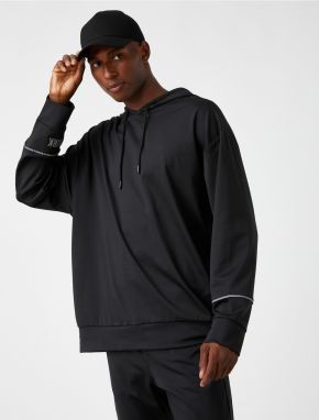 Koton Basic Hooded Sweatshirt