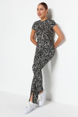 Trendyol Black Zebra Print Slit detailne vysoký pás Straigth Pletené nohavice