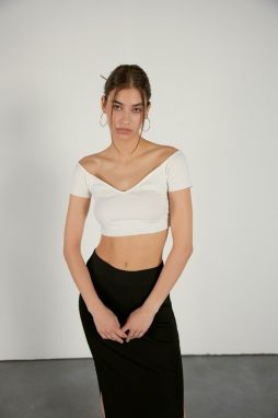 VATKALI Off The Shoulder Crop White