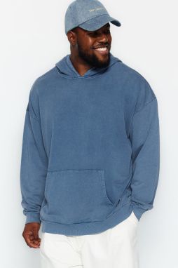 Trendyol Limited Edition Indigo Relaxed 100% Cotton Sweatshirt with Wash Effect