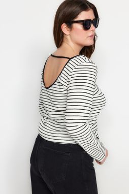 Trendyol Curve Black and White Striped Knitted Blouse With Low-Cut Back