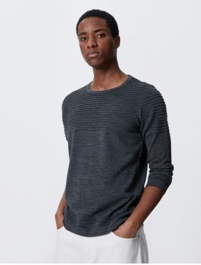 Koton Basic Knitwear Sweater Textured Crew Neck Slim Fit.