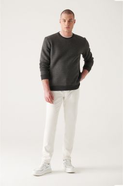 Avva Men's Ecru Plain Wash Contrast Stitched Lycra Slim Fit Slim Fit Jean Trousers