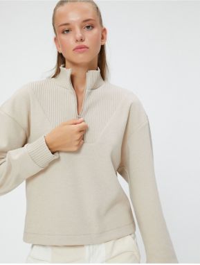 Koton Half-Zip Sweatshirt. Comfortable fit, Standing Collar Textured.