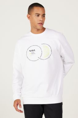 AC&Co / Altınyıldız Classics Men's White Oversize Wide Cut Crew Neck Cotton Printed Sweatshirt