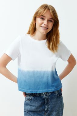 Trendyol Blue Gradient Transitional Relaxed Fit/Crop Knitted T-Shirt