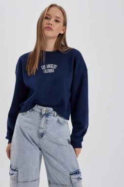 DEFACTO Oversize Fit Slogan Pattern Sweatshirt