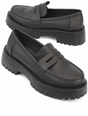 Capone Outfitters Trak Sole Women's Loafers