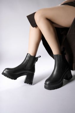 Riccon Women's Heeled Boots Black Skin