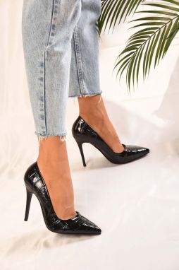 Shoeberry Women's Pera Black Patent Leather Crocodile Heeled Shoes Stiletto