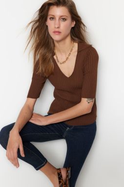 Trendyol Brown Polo Collar Basic Knitwear Sweater