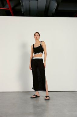 VATKALI Mesh Crop Top