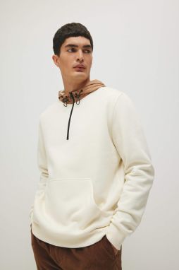 DEFACTO Modern Fit Long Sleeve Sweatshirt