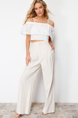 Trendyol Ecru Brode Crop Woven Blouse