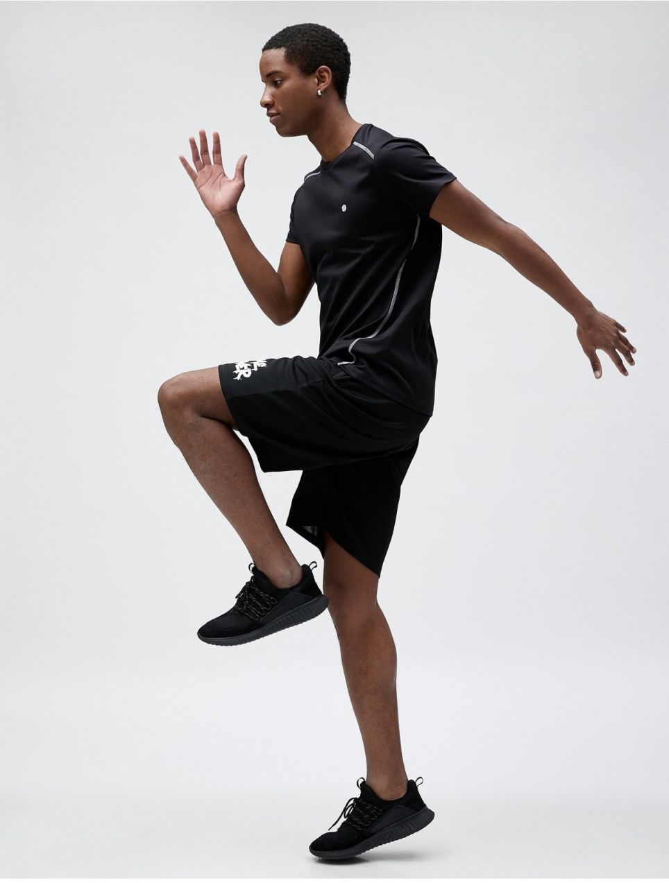 Koton Sports Shorts Slogan Printed Tie Waist, Pocket Detailed.