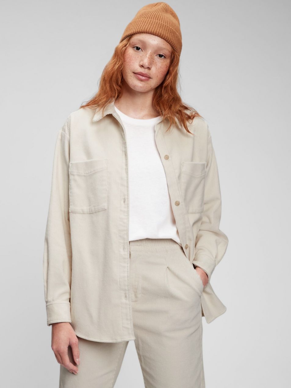 Béžová dámska menčestrová oversize košeľa GAP