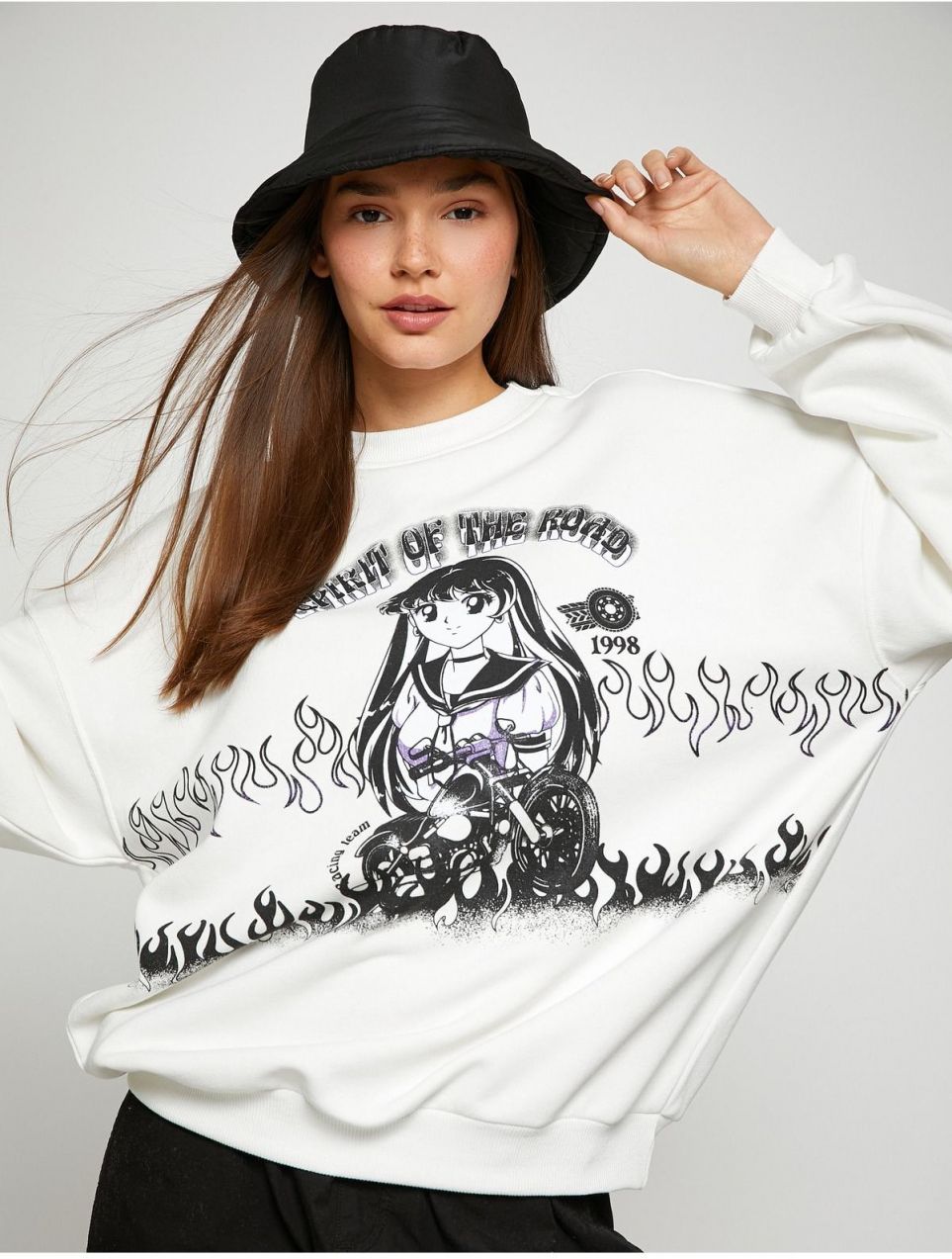 Koton Anime Mikina Oversize Okrúhly Výstrih Dlhý Rukáv Fleece Vnútro