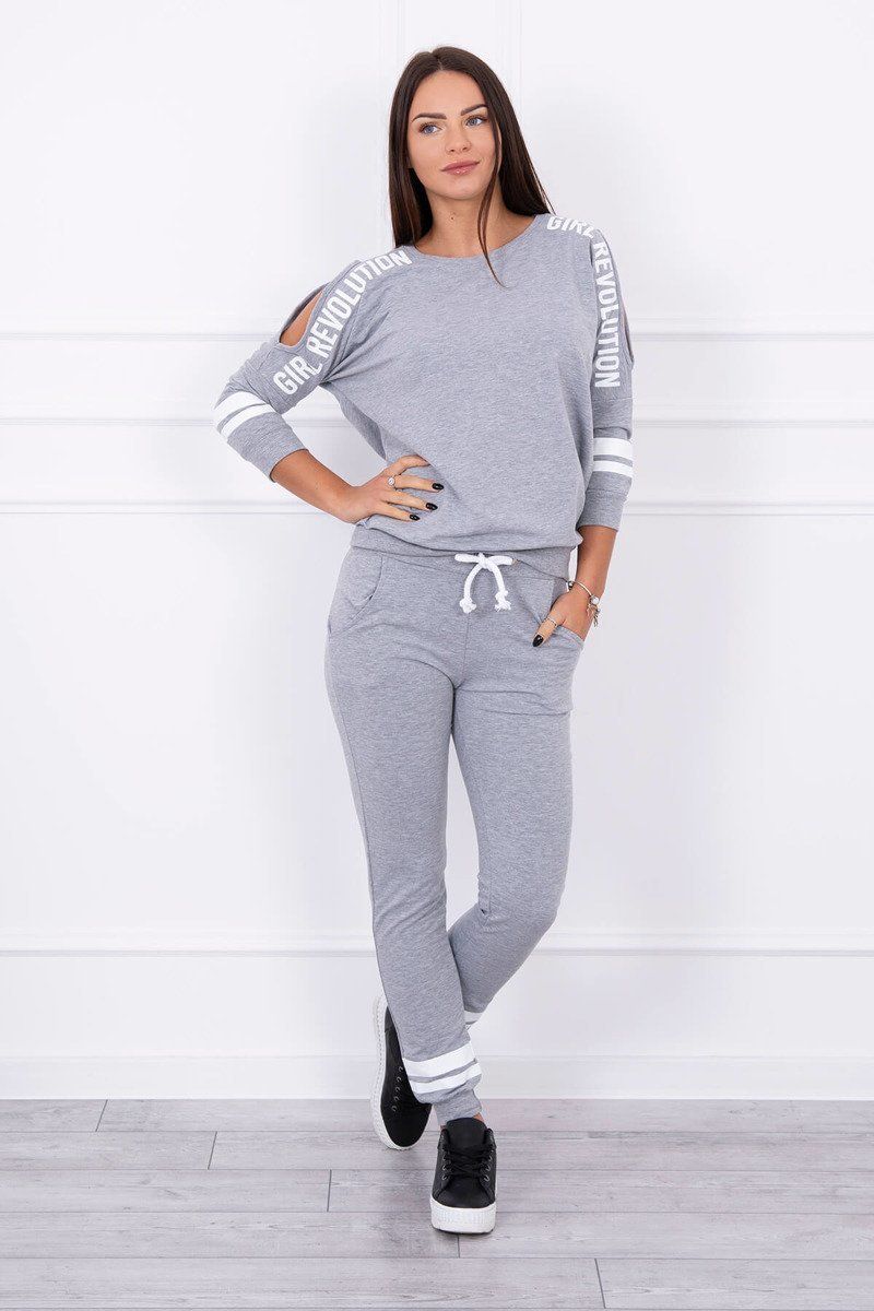 Girl Revolution set gray