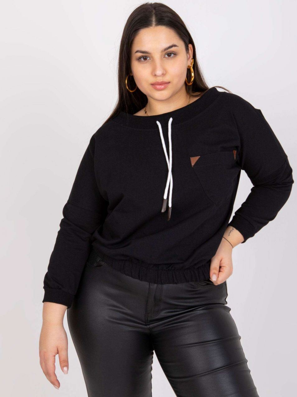 Black short sweatshirt plus size from Louna