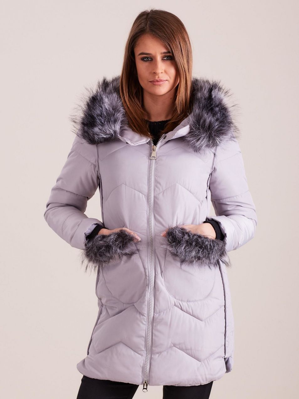 Dámska bunda Fashionhunters Furry