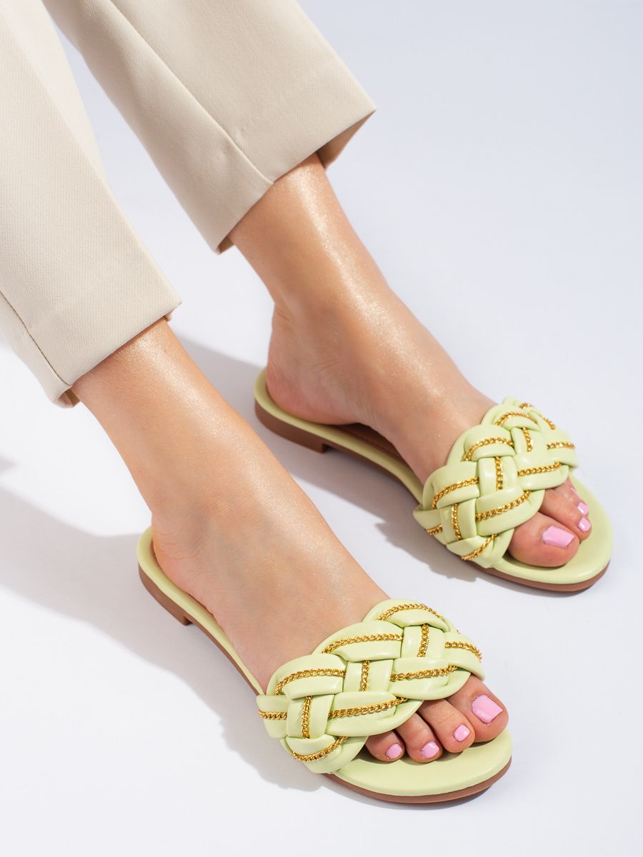 Elegant lime slippers for women with Shelvt chain