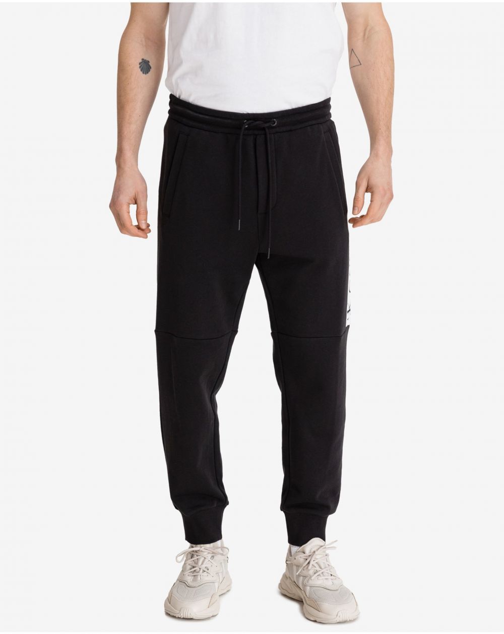 Čierne pánske tepláky Calvin Klein Jeans Mirror Logo