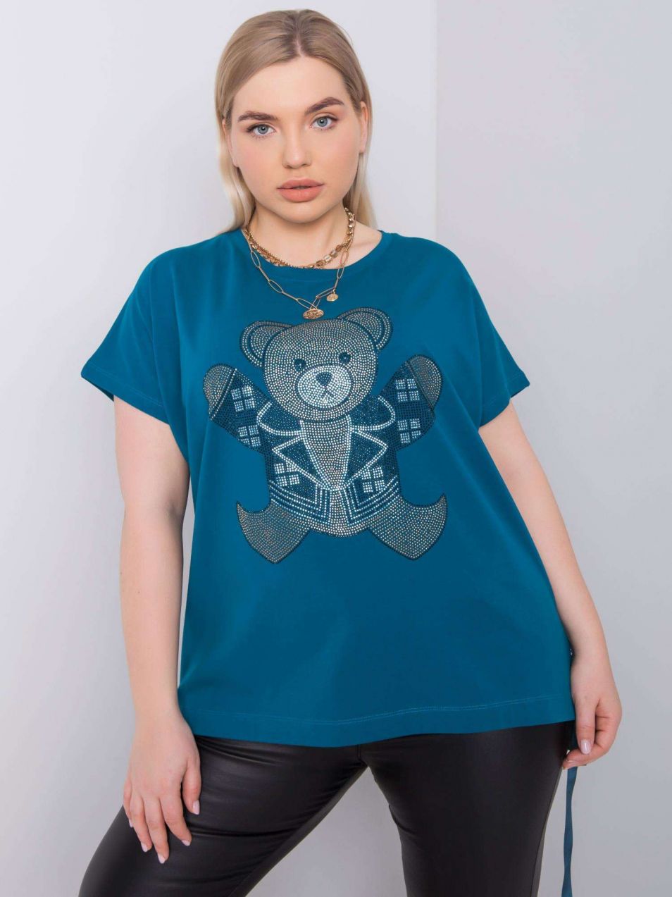 Oversized sea blouse with pebbles