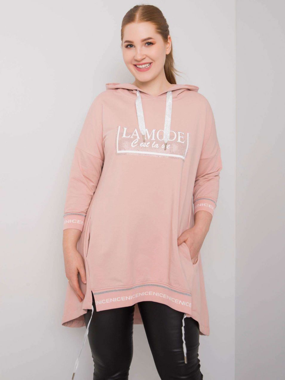 Dust pink women's sweatshirt larger size with pocket