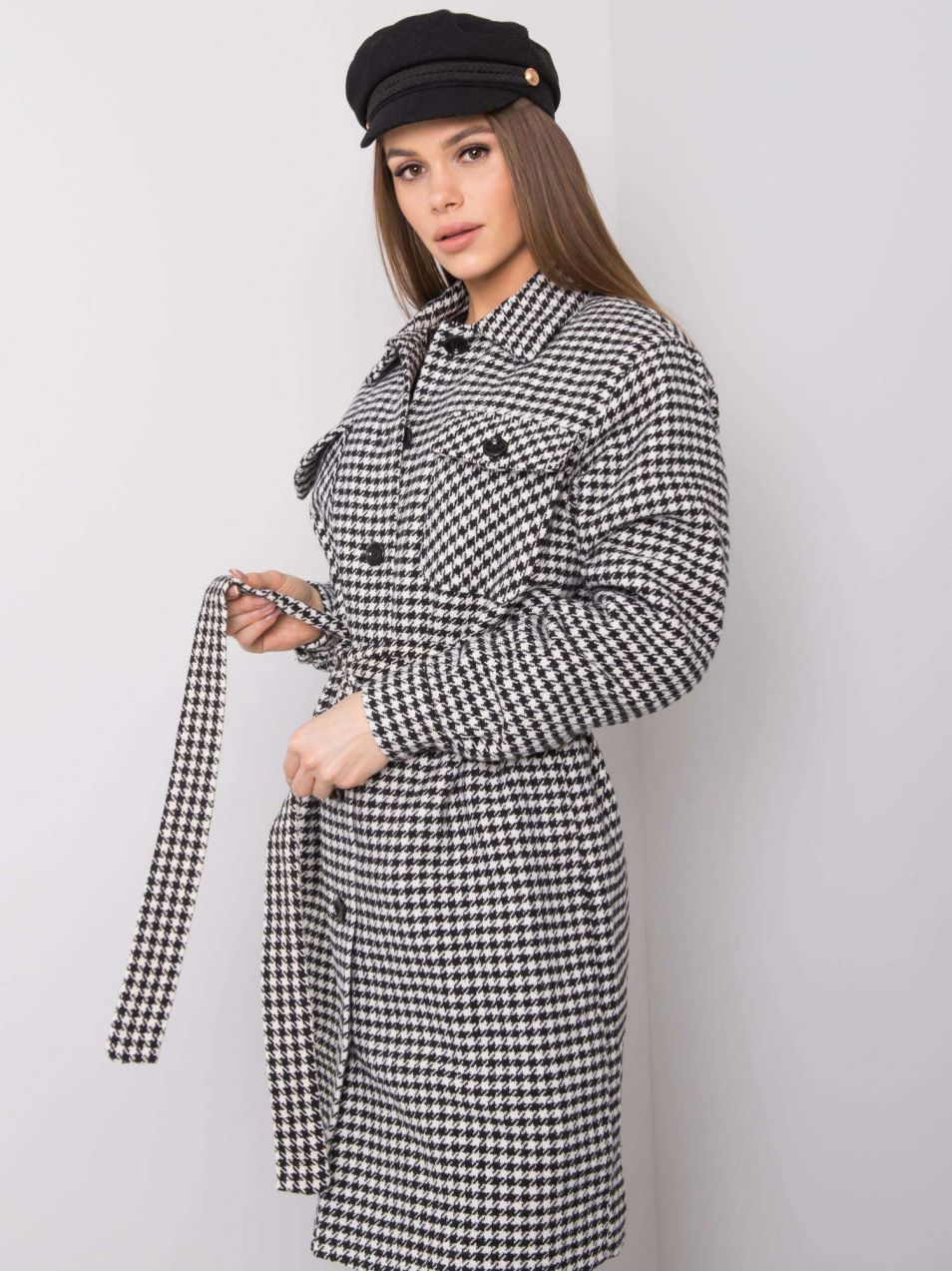 Dámsky kabát Fashionhunters Checkered