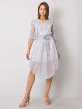 Yarel's gray dress