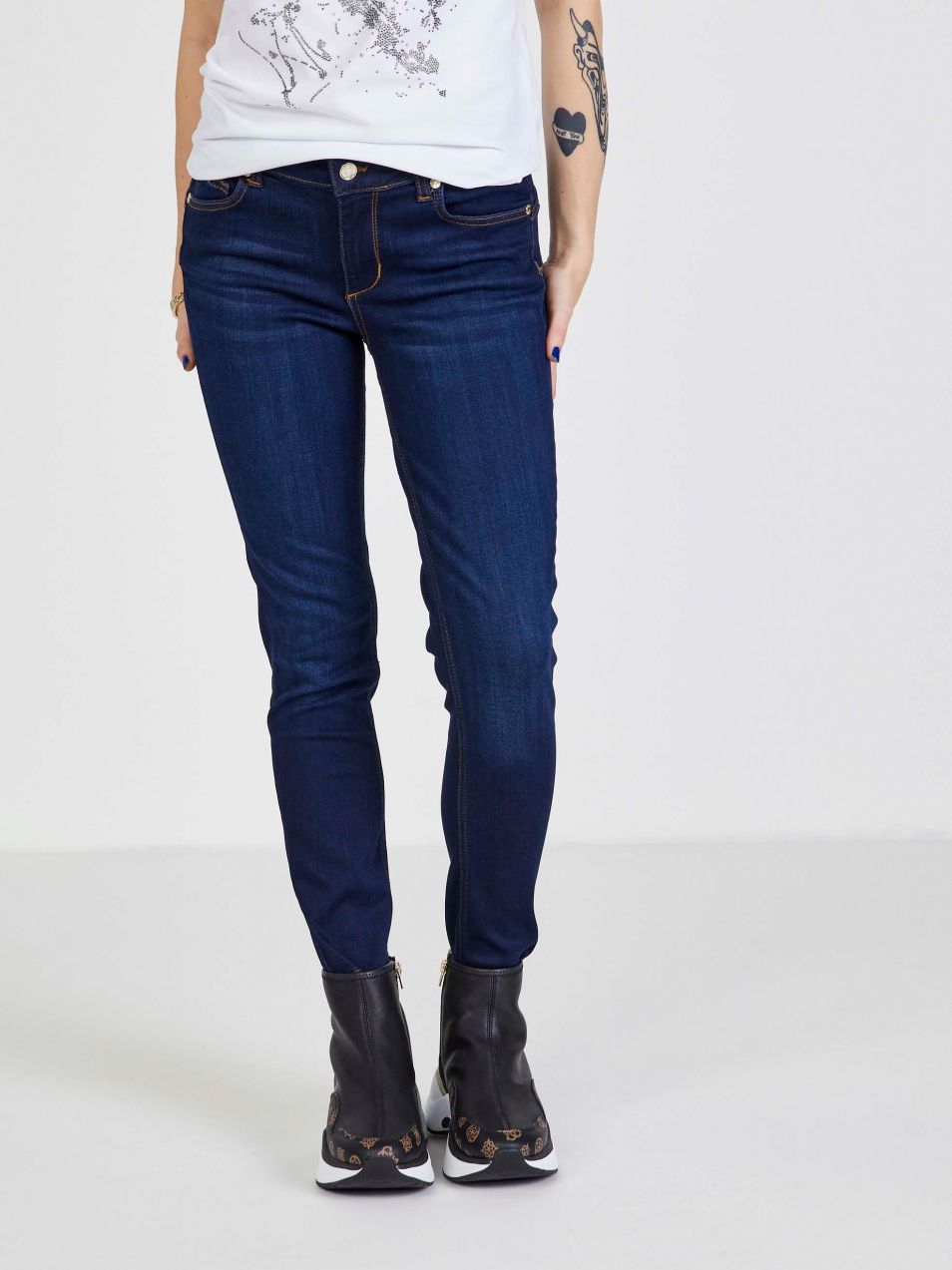 Tmavomodré dámske slim fit rifle Liu Jo