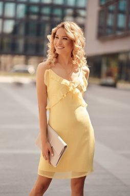Dámske šaty FASARDI Glamorous