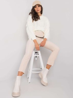 Beige trousers with chain