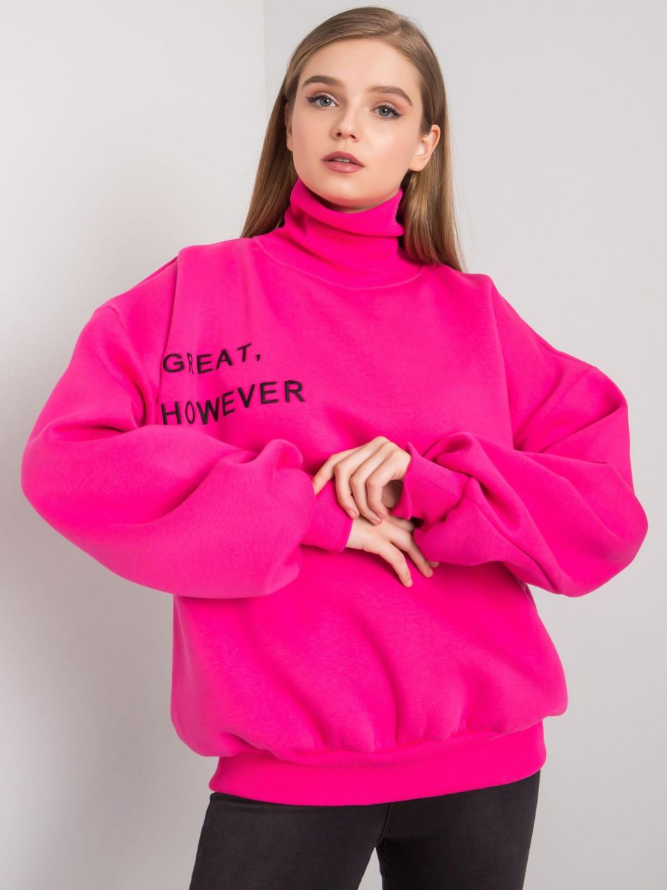 Sweatshirt with turtleneck and fuchsia filling