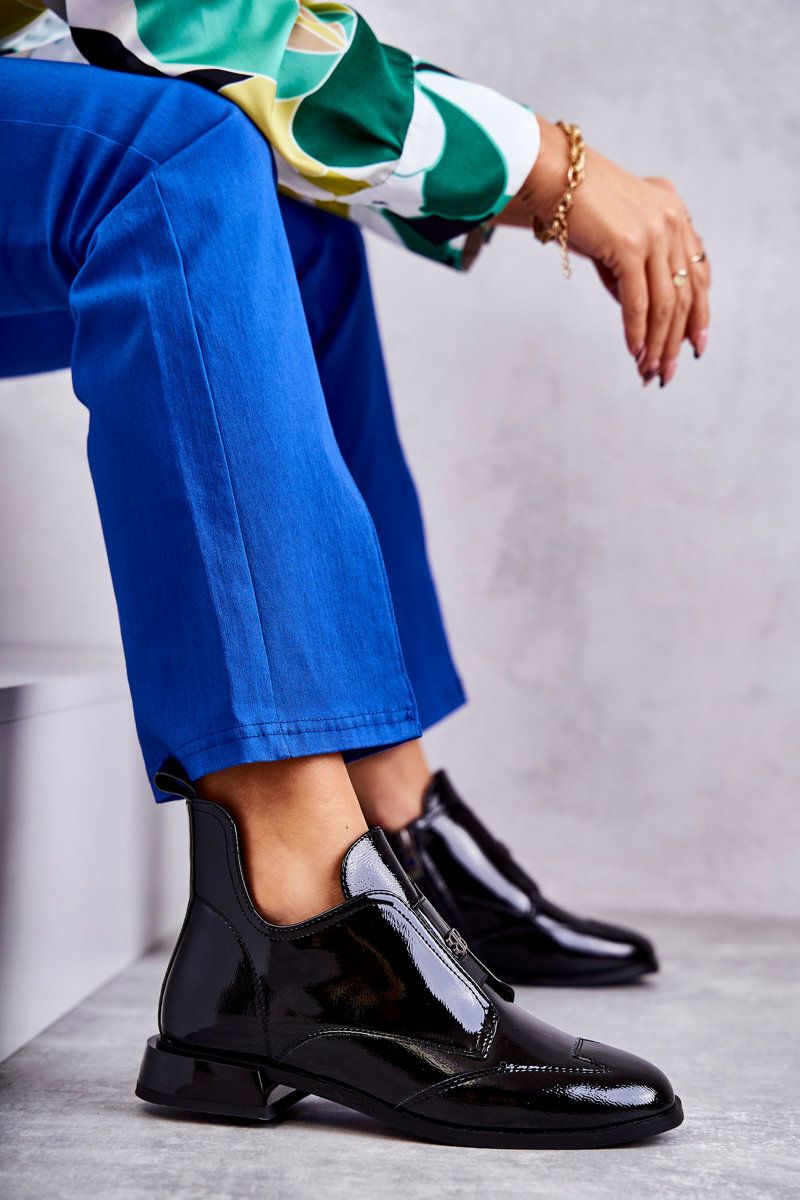 Patented boots with low zipper black Bettina