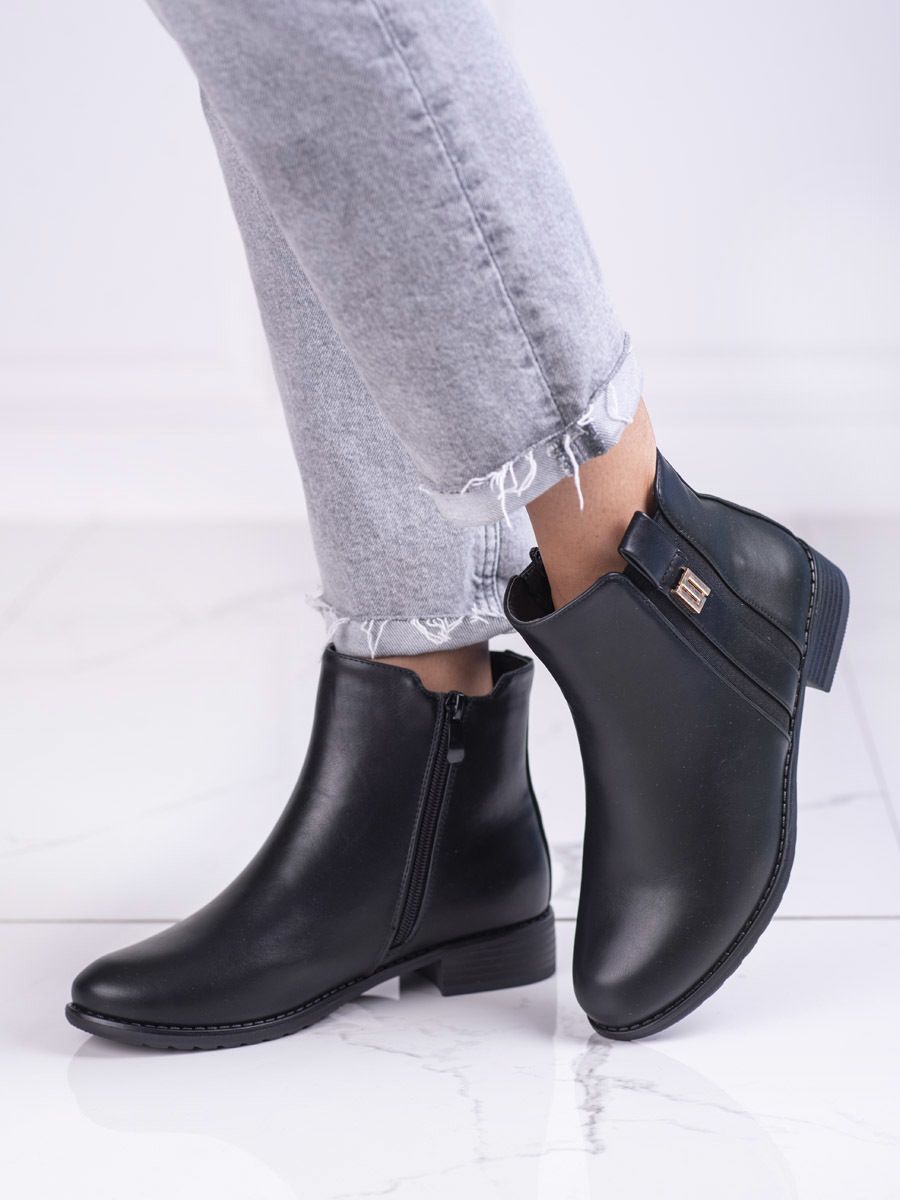 Elegant women's daggers with flat heel Shelvt